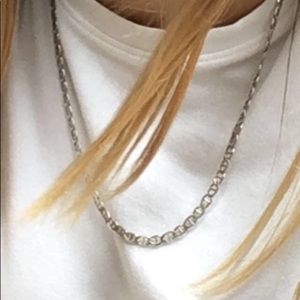 Meet your Posher, Nelly